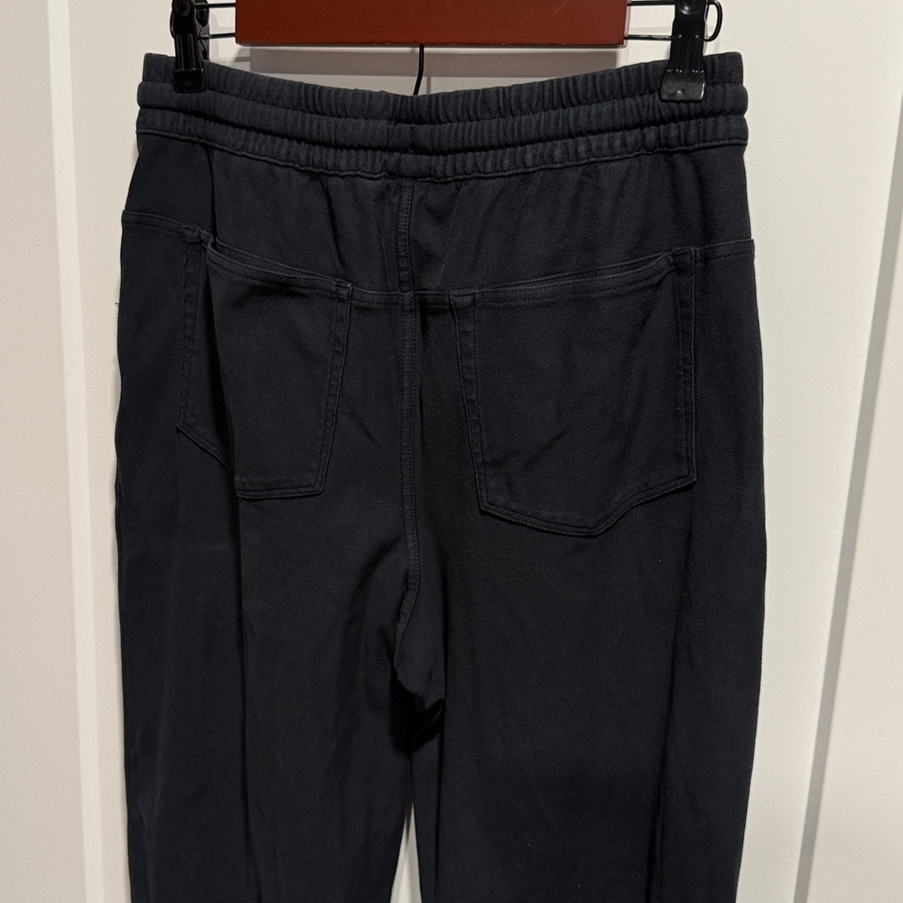 Athleta Straight Leg Black Pull On Pants Mid Weight Fabric Size Small EUC - Picture 6 of 11